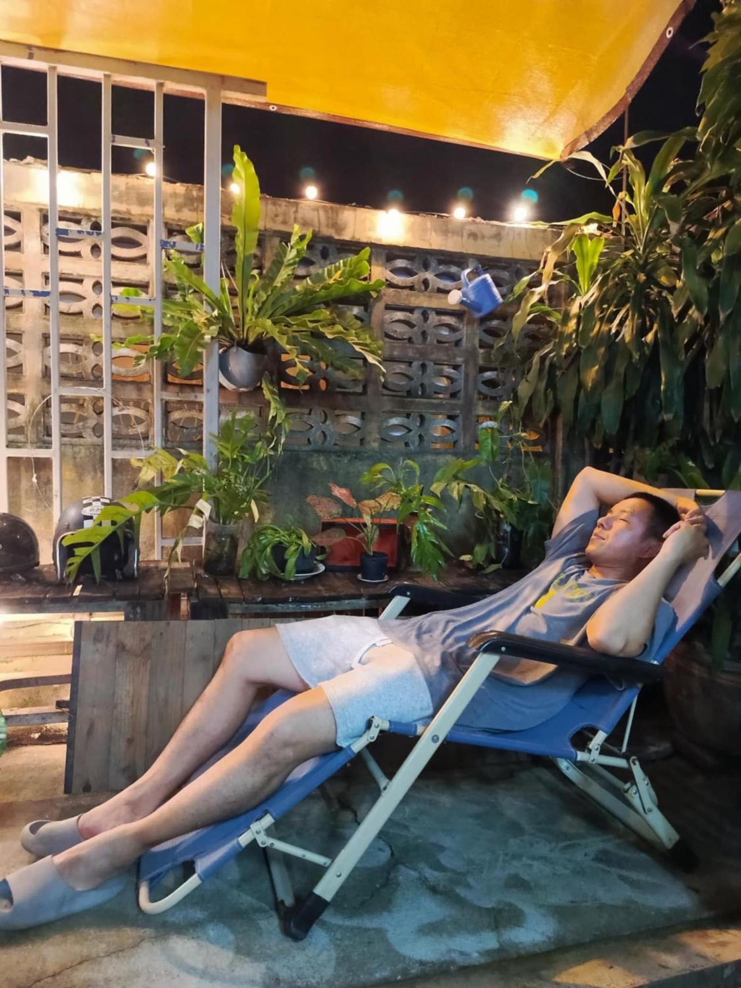 Hostelbed And Retreat Phitsanulok Esterno foto
