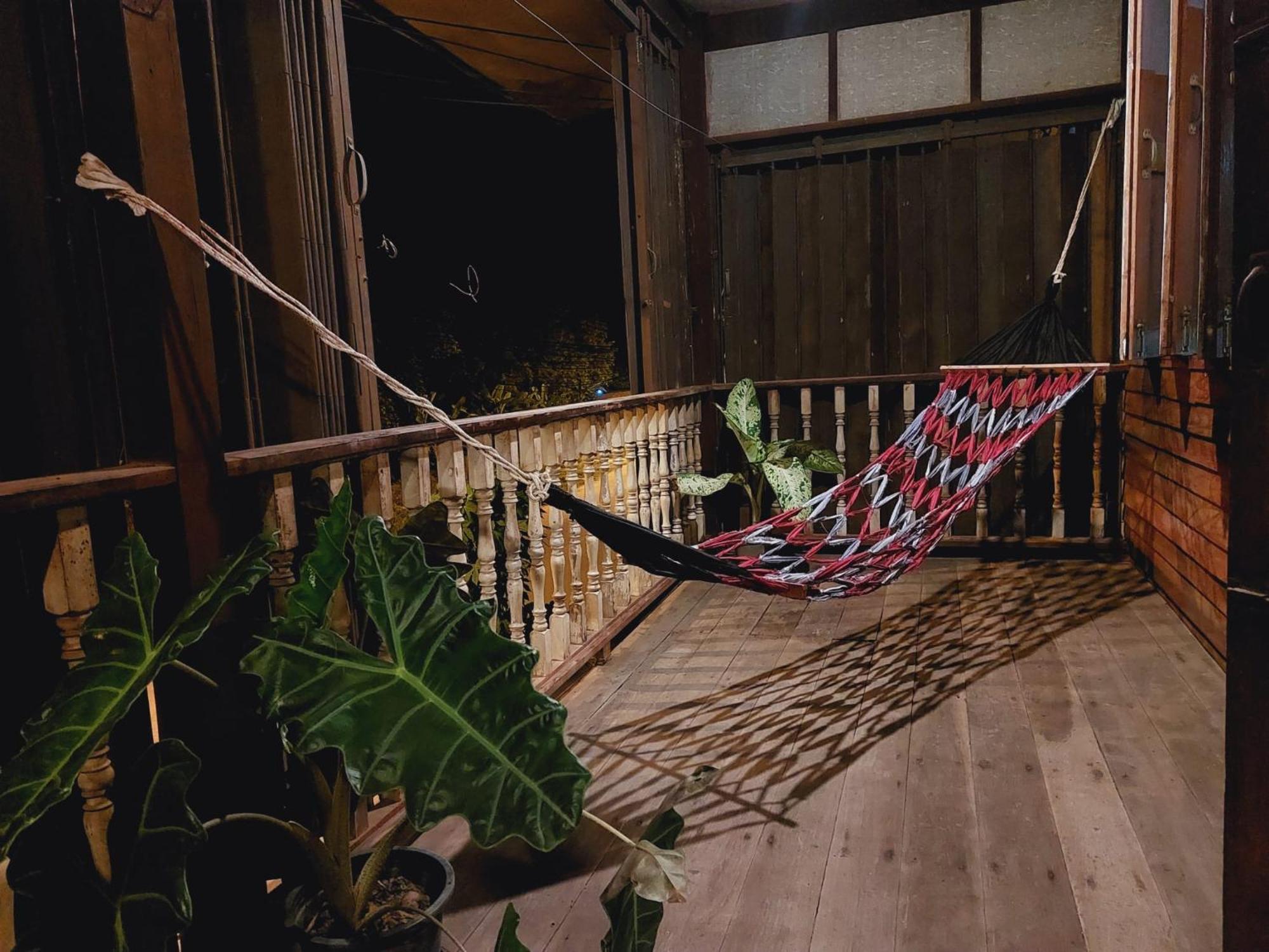 Hostelbed And Retreat Phitsanulok Esterno foto